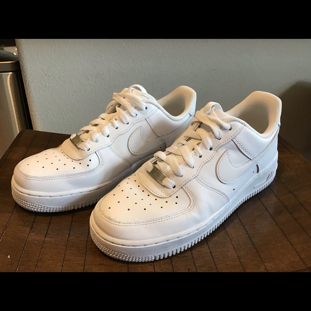 Nike Air Force 1 07 Women’s